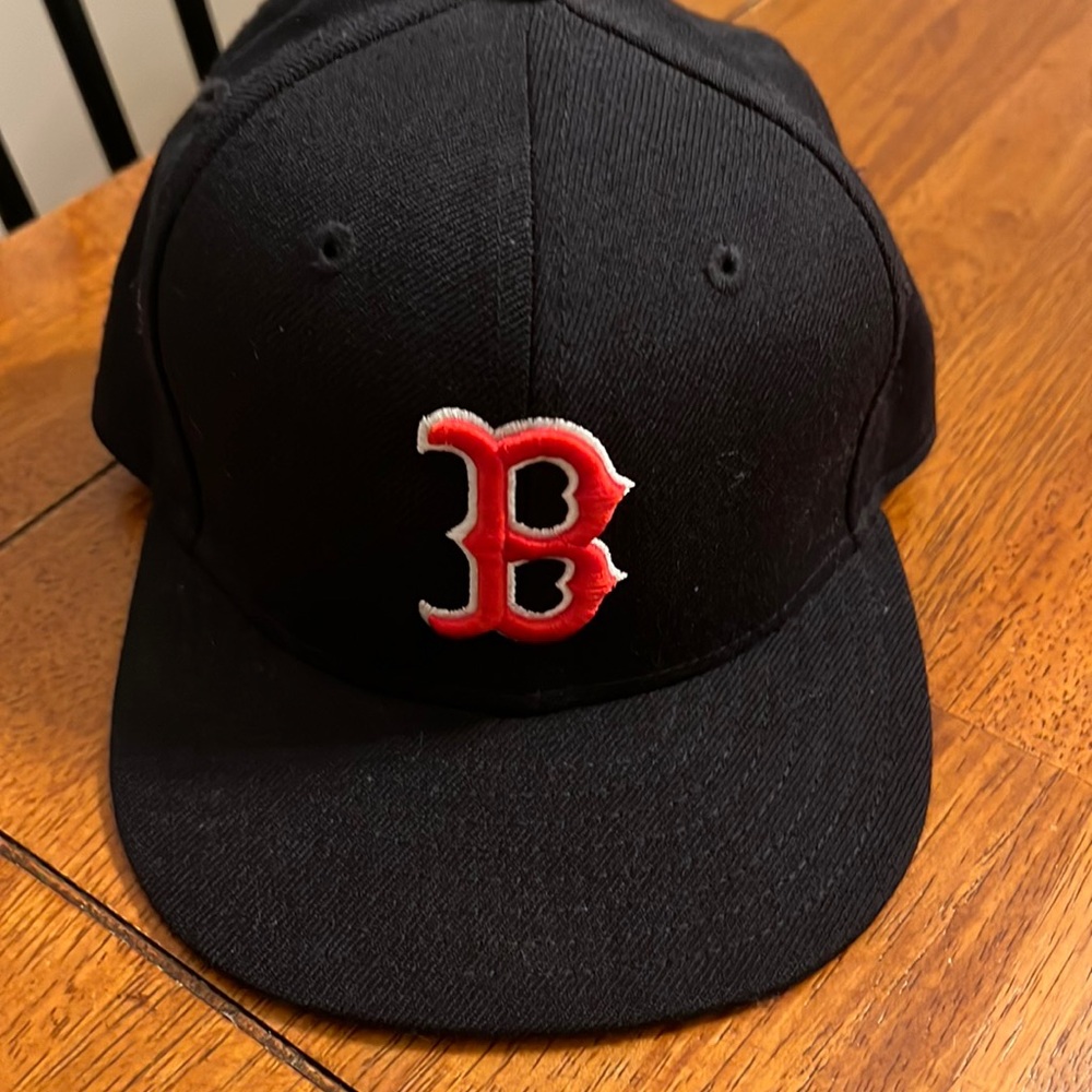 Youth Fitted Boston Red Sox hat. Size 6 1/2. Basically brand new.